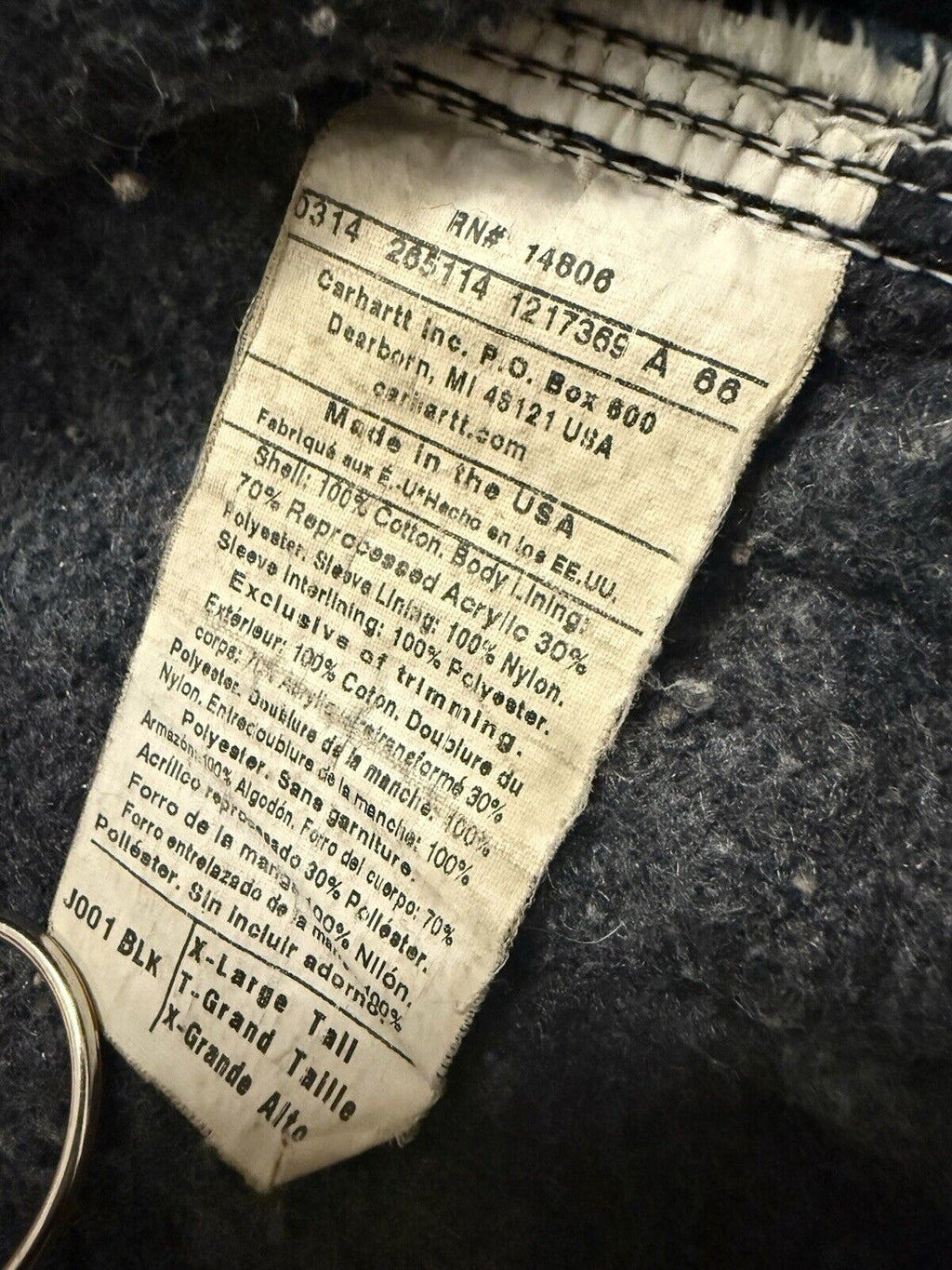 Vintage Carhartt J001 BLK Black Detroit Jacket – XL Rugged Warmth with Classic Charm!