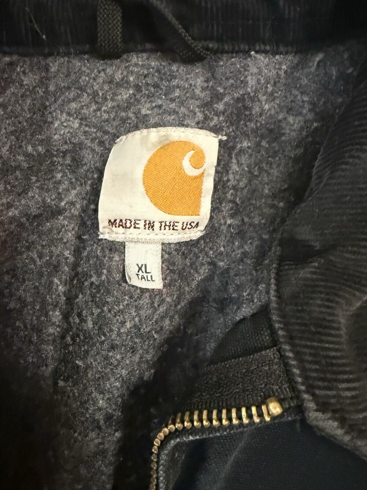 Vintage Carhartt J001 BLK Black Detroit Jacket – XL Rugged Warmth with Classic Charm!